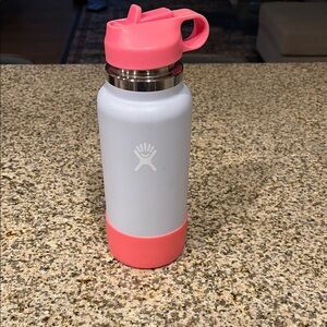 Hydro Flask Pink and White Bottle
